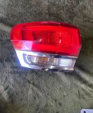 Jeep Grand Cherokee Rear/tail lights 3155323523