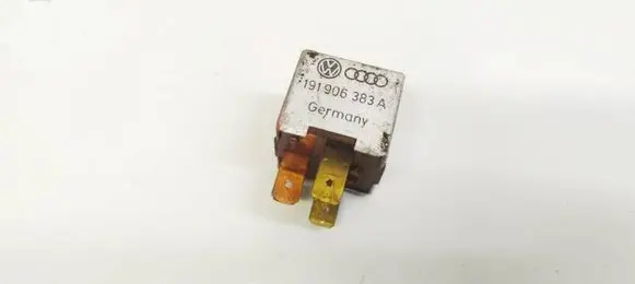 Volkswagen Transporter - Caravelle T4 Other relay 899552 USSED