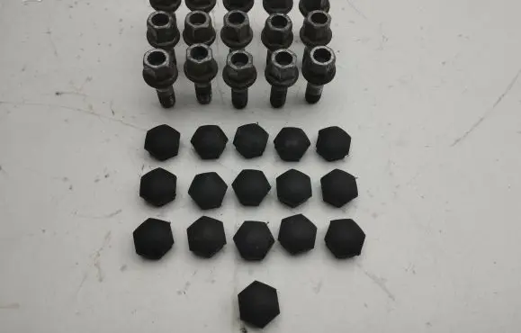 Nuts/bolts