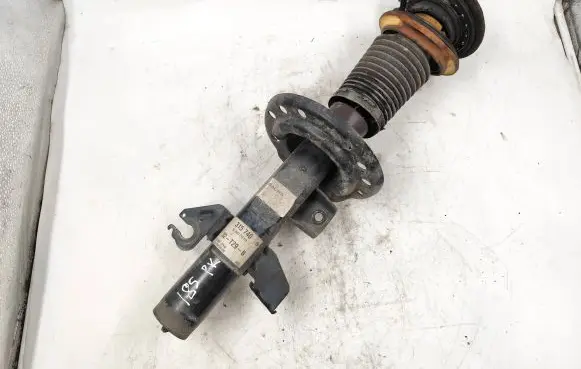 Alfa Romeo Giulietta Front shock absorber/damper 824903013573 315740 32T29B