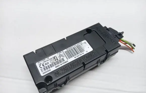 Citroen C4 Grand Picasso Door central lock control unit/module 9663484680