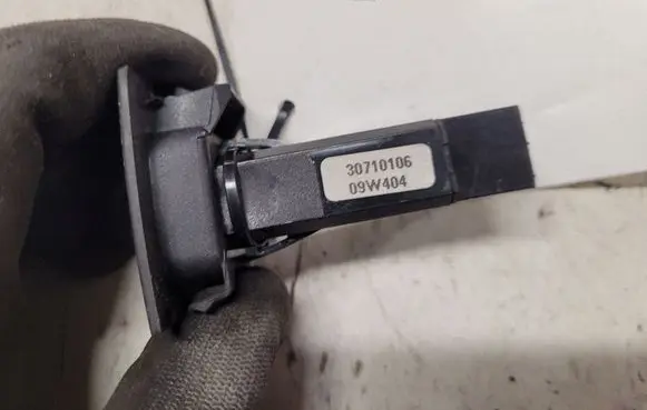 Volvo V70 Hazard light switch 30710106