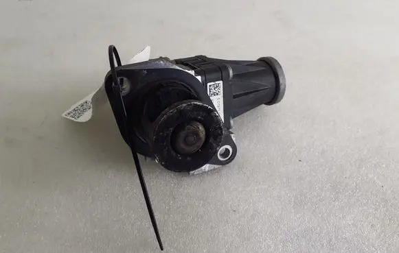 Nissan Juke I F15 EGR valve 5079750302 4313522631 705320020