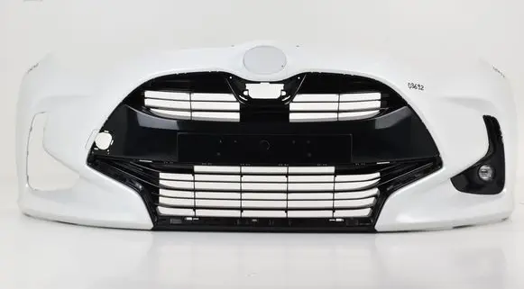 Toyota Yaris Front bumper 521190DA00