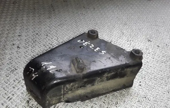 Volkswagen Transporter - Caravelle T4 Gearbox mounting bracket