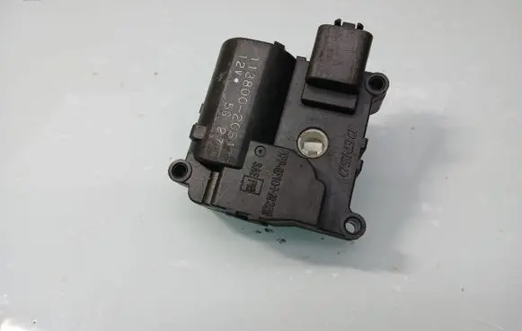 Toyota Corolla Verso E121 Air flap motor/actuator 1138002051