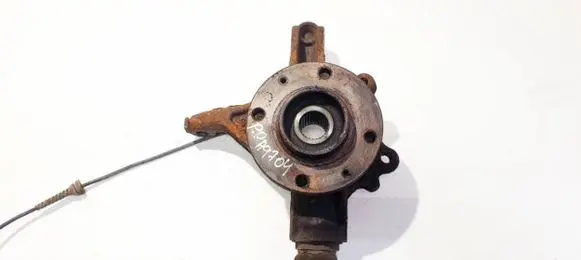 Front wheel hub
