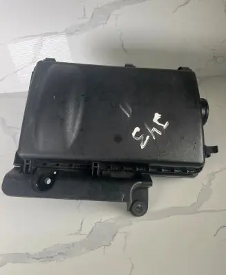 Toyota Prius (XW20) Air filter box 1001406970 21140