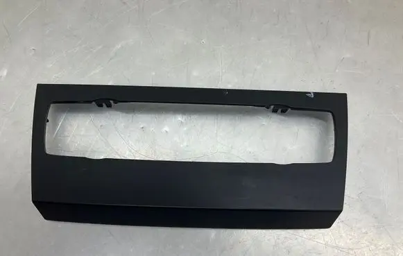 BMW 3 E90 E91 Panel trim 6966407