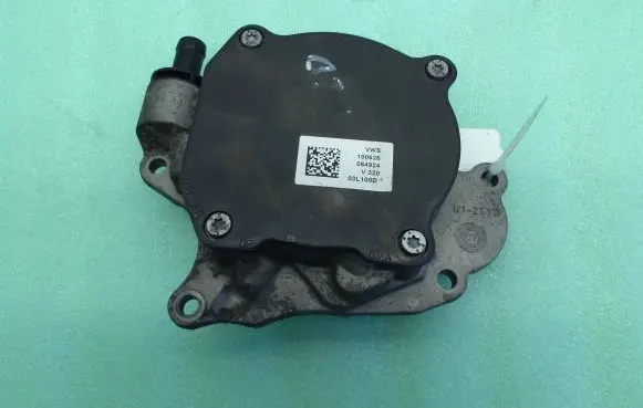 Seat Ibiza IV (6J,6P) Vacuum pump 03L145207