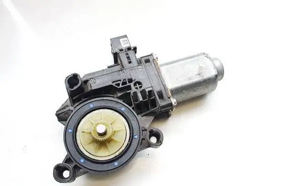 Skoda Roomster (5J) Front door window regulator motor 6R0959801M