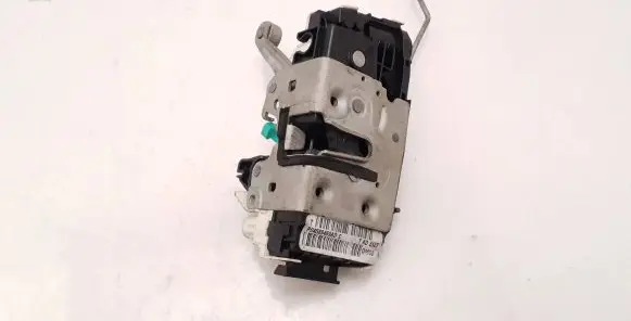 Dodge Nitro Front door lock P04589469AD TKD2127 D0863