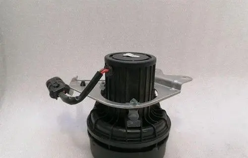 Ferrari FF Secondary air pump