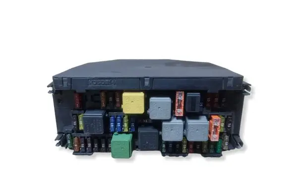 Mercedes-Benz CLS C218 X218 Fuse module A2129003714