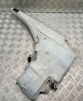 BMW X1 E84 Windshield washer fluid reservoir/tank 7068998