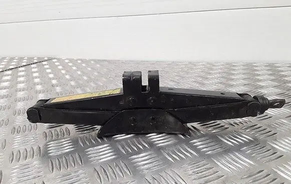 Hyundai i30 Tool set 1540700