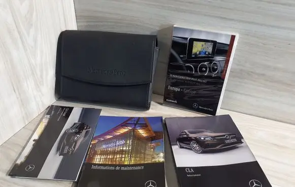 Mercedes-Benz CLA C117 X117 W117 Owners service history hand book A0005850300