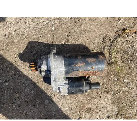 Volkswagen Golf V Starter motor 1015XXX320 1005XXX320