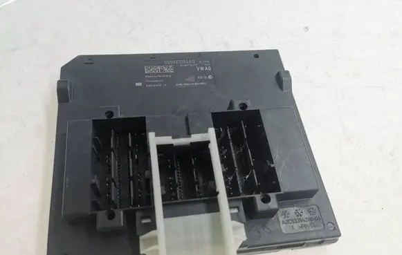 Audi A3 S3 8V Comfort/convenience module 5Q0937084AQ BCMPQ37H 5WK50911G