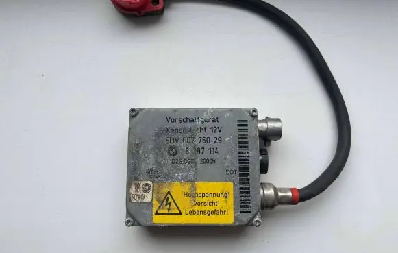 BMW 5 E39 Headlight ballast module Xenon 5DV00776029 8387114
