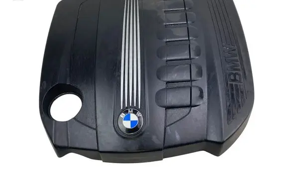 BMW 5 F10 F11 Engine cover (trim) 13717800575