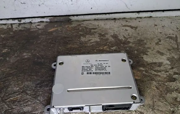 Mercedes-Benz ML W164 Bluetooth control unit module A2118703226 DM70628872 0017005F1387