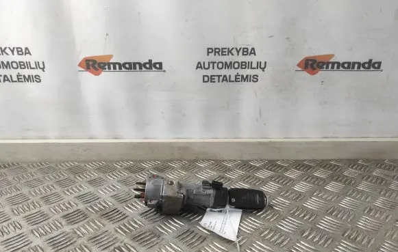 Volkswagen Polo Ignition lock 4B0905851G 1J0959753AH