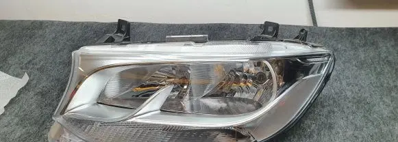 Mercedes-Benz Sprinter W907 W910 Headlight/headlamp A9109060000 90139089AE ZGS009Q06