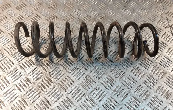 BMW 5 E39 Rear coil spring