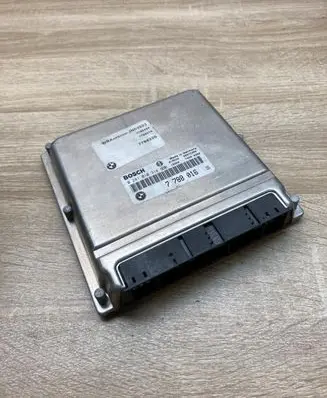 BMW 5 E39 Engine control unit/module ECU 7788016 0281010314