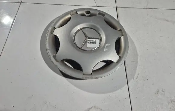 Mercedes-Benz B W245 R15 wheel hub/cap/trim 2034010024