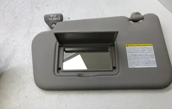 Nissan Juke I F15 Sun visor