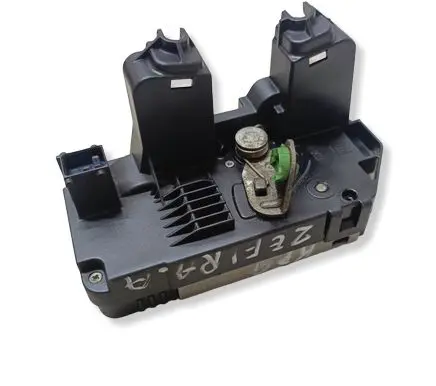 Opel Zafira A Rear door lock 