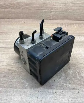 BMW 3 E90 E91 ABS Pump 6784764 6784763