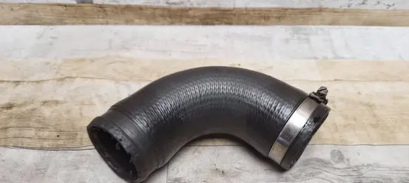 Air intake hose/pipe
