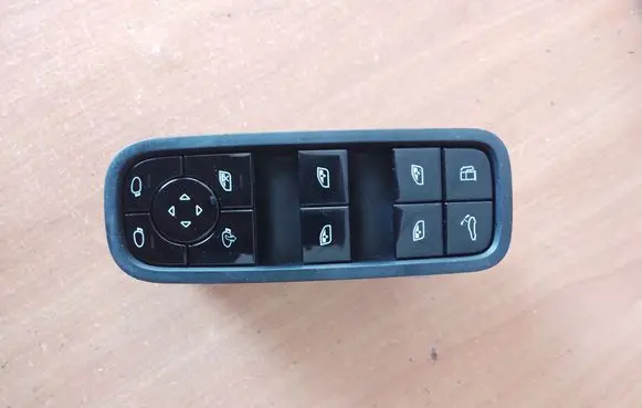 Porsche Panamera (971) Electric window control switch