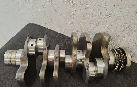 Audi A6 S6 C6 4F Crankshaft 