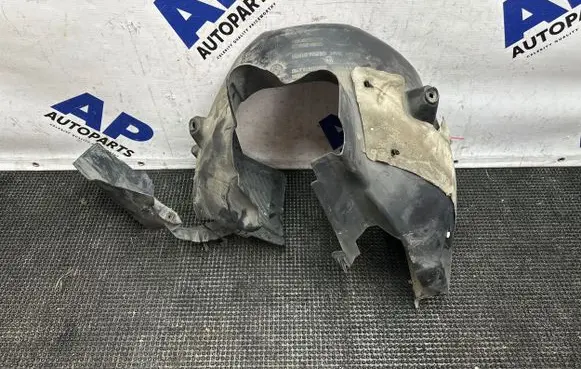 Peugeot 308 Front wheel arch liner splash guards 9811870980 9677257680 9804702880