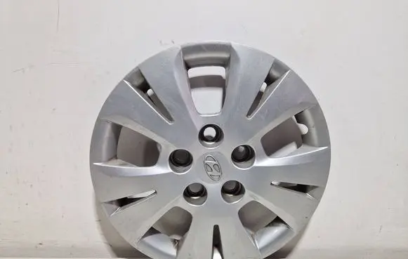 Hyundai i30 R15 wheel hub/cap/trim 529601K000