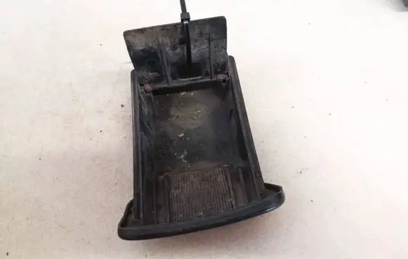 Mercedes-Benz ML W164 Car ashtray 845504a000 84550-4a000