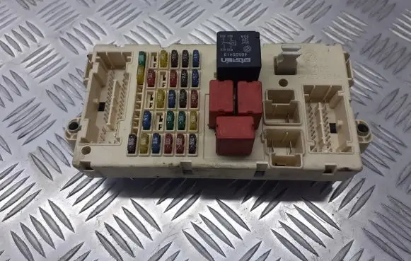 Fiat Stilo High voltage junction box 46750594
