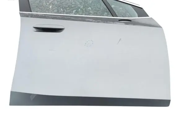 BMW 2 Active Tourer U06 Front door 