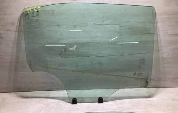 Citroen C3 Rear door window glass
