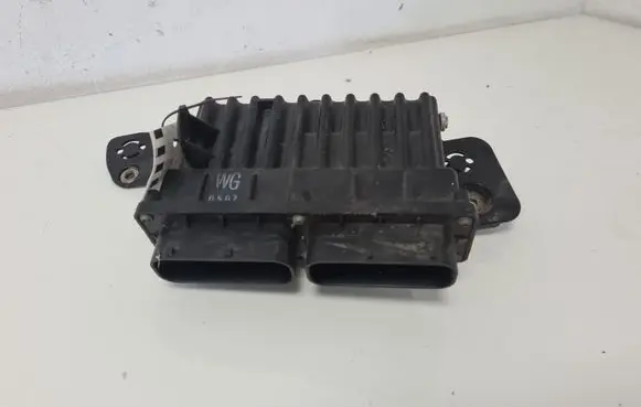 Opel Zafira A Fan control module 24462342 15408374