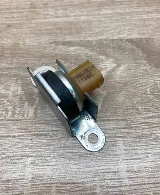 BMW 7 E65 E66 Acceleration sensor 6776214 7114C