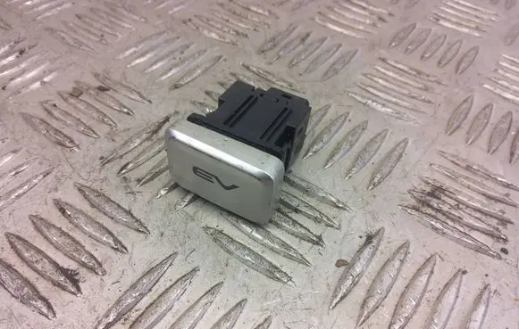 Mitsubishi Outlander Other switches/knobs/shifts 299165643