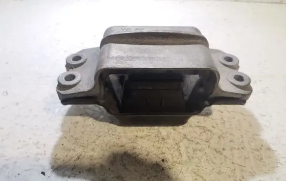 Seat Leon (1P) Engine mount bracket 1K0199555