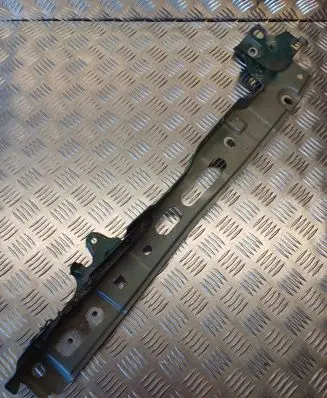 Renault Megane II Fender mounting bracket 8200268140 340212