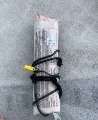 Volkswagen Sharan Seat airbag 7N0880441B