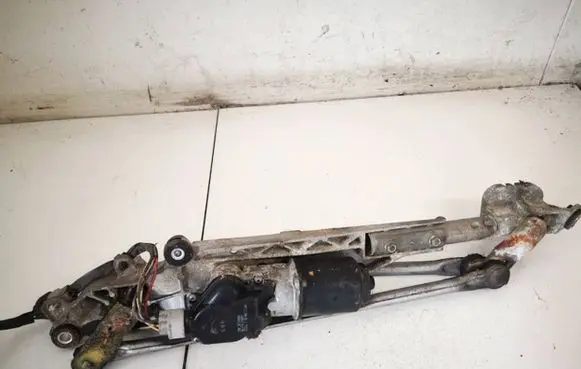 Subaru B9 Tribeca Front wiper linkage and motor